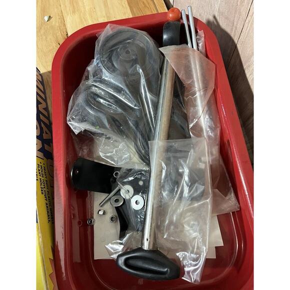 Harbor Freight Tools Miniature Wagon #37575 Vintage Assembly Required - Picture 3 of 9